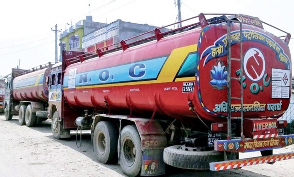 काँकडभिट्टाबाट एक वर्षमा २४ अर्ब ५० करोड बराबरको पेट्रोलियम पदार्थ आयात